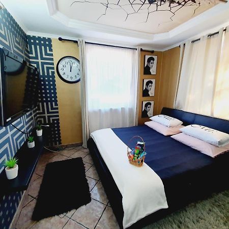 Airport Luxury Apartman 42 Vecses Ngoại thất bức ảnh
