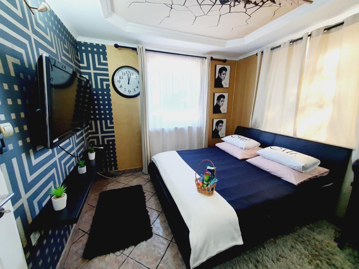 Airport Luxury Apartman 42 Vecses Ngoại thất bức ảnh