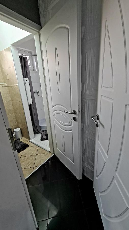 Airport Luxury Apartman 42 Vecses Ngoại thất bức ảnh