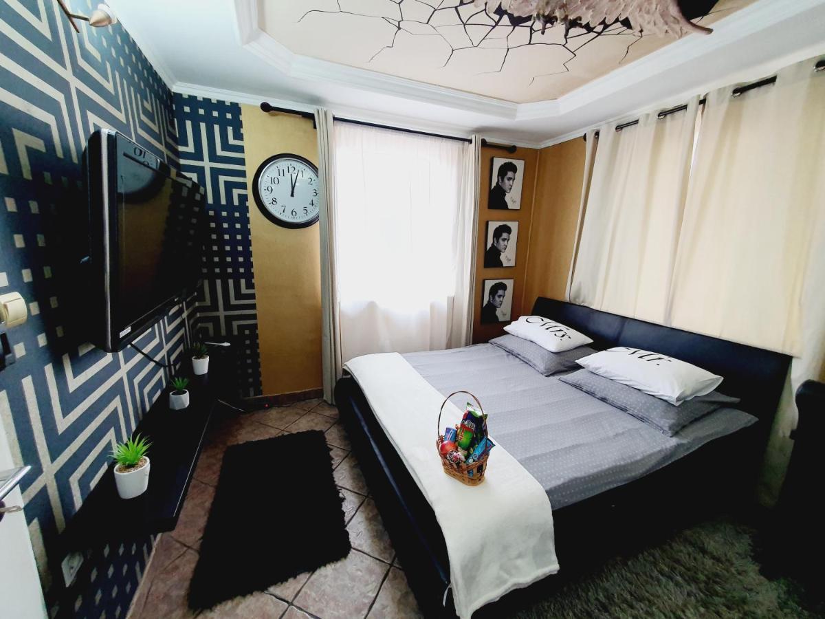 Airport Luxury Apartman 42 Vecses Ngoại thất bức ảnh